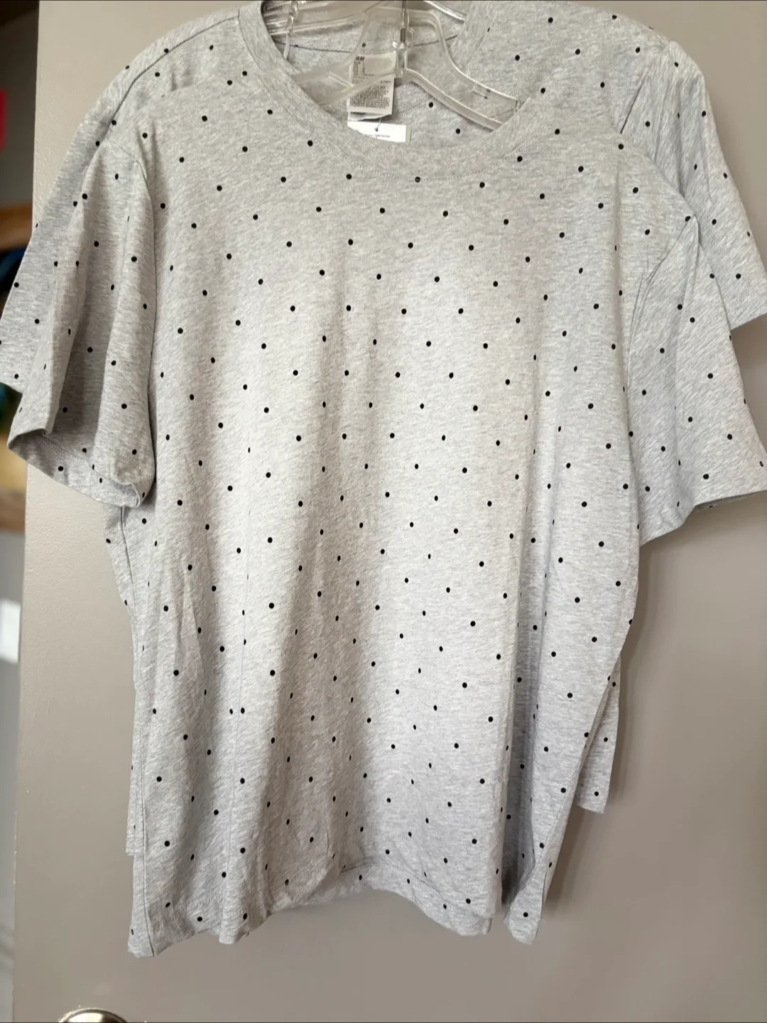 H&M new x 2 Polka Dot Tees image indicator(2)