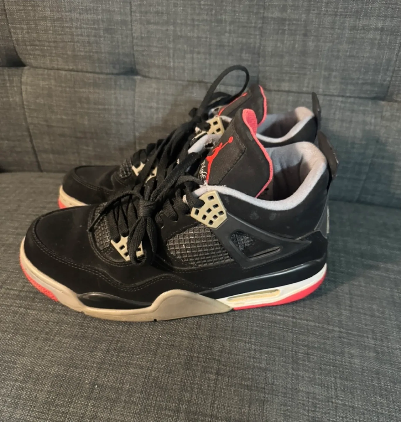 Jordan 4 Black and Red Sneakers image indicator(3)