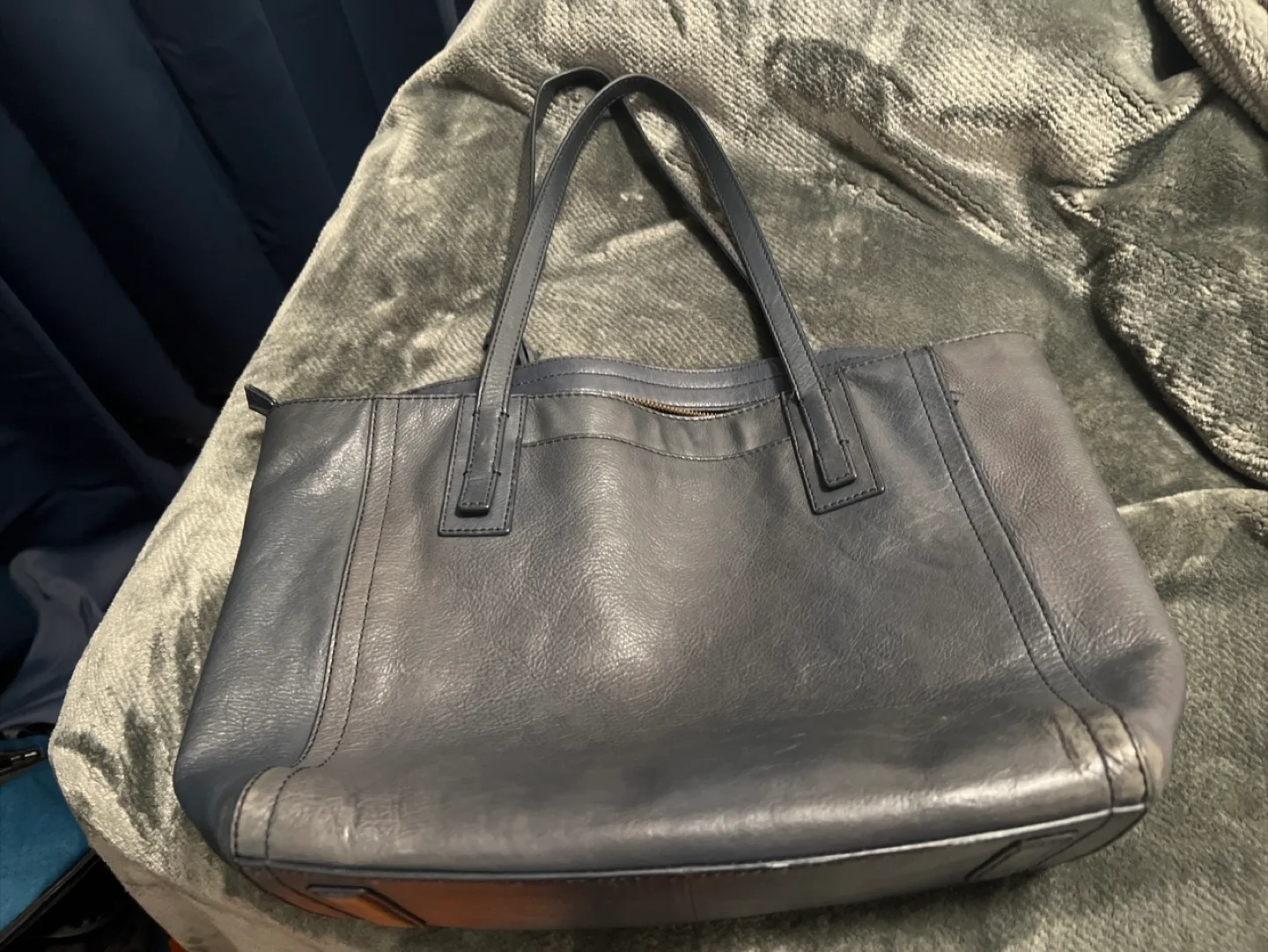 Fossil Leather Tote Bag thumbnail