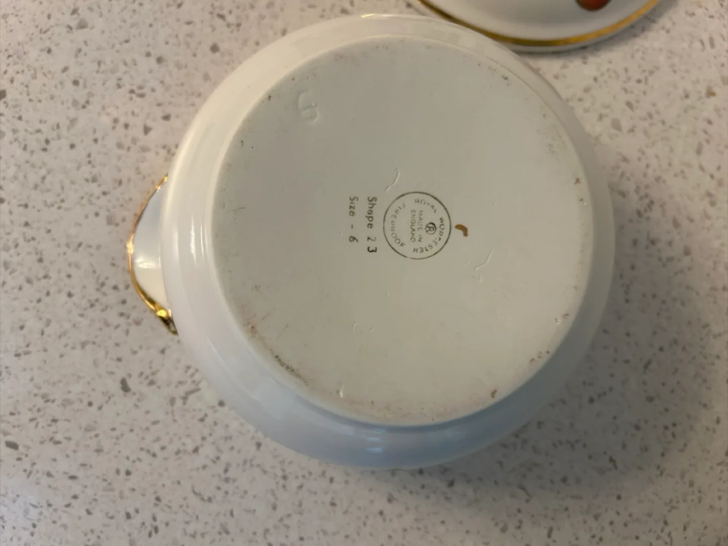 Royal Worcester Serving Dish with Lid image indicator(3)