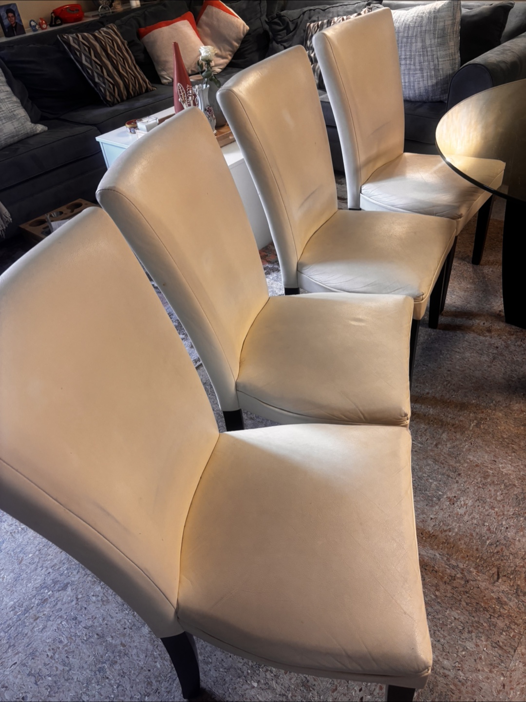 Round Glass Table with 4 Chairs - photo 3