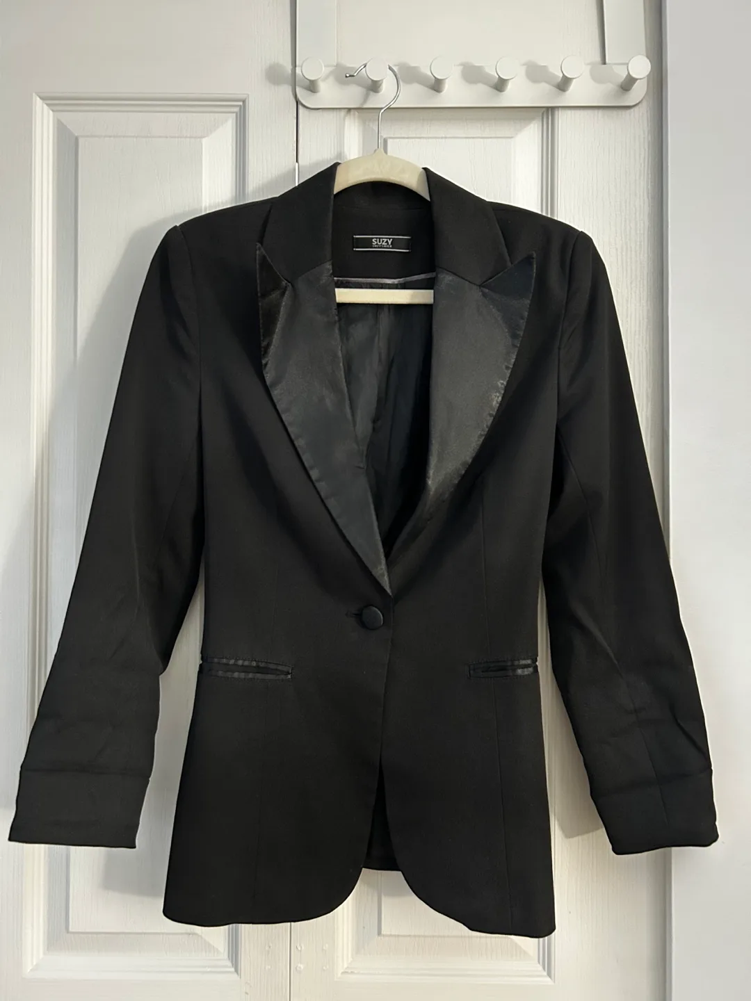 Black Blazer thumbnail