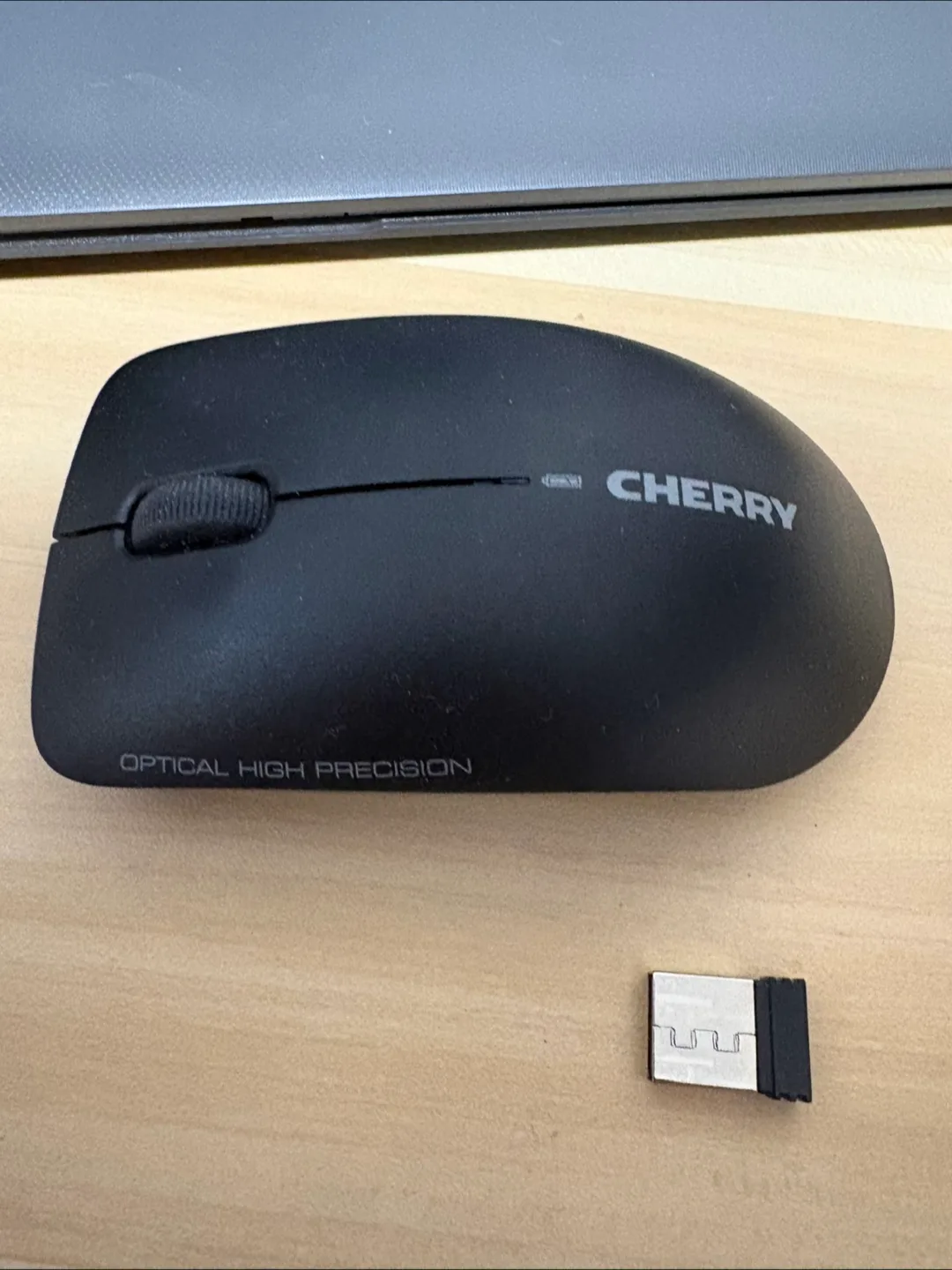 Cherry Wireless Mouse thumbnail