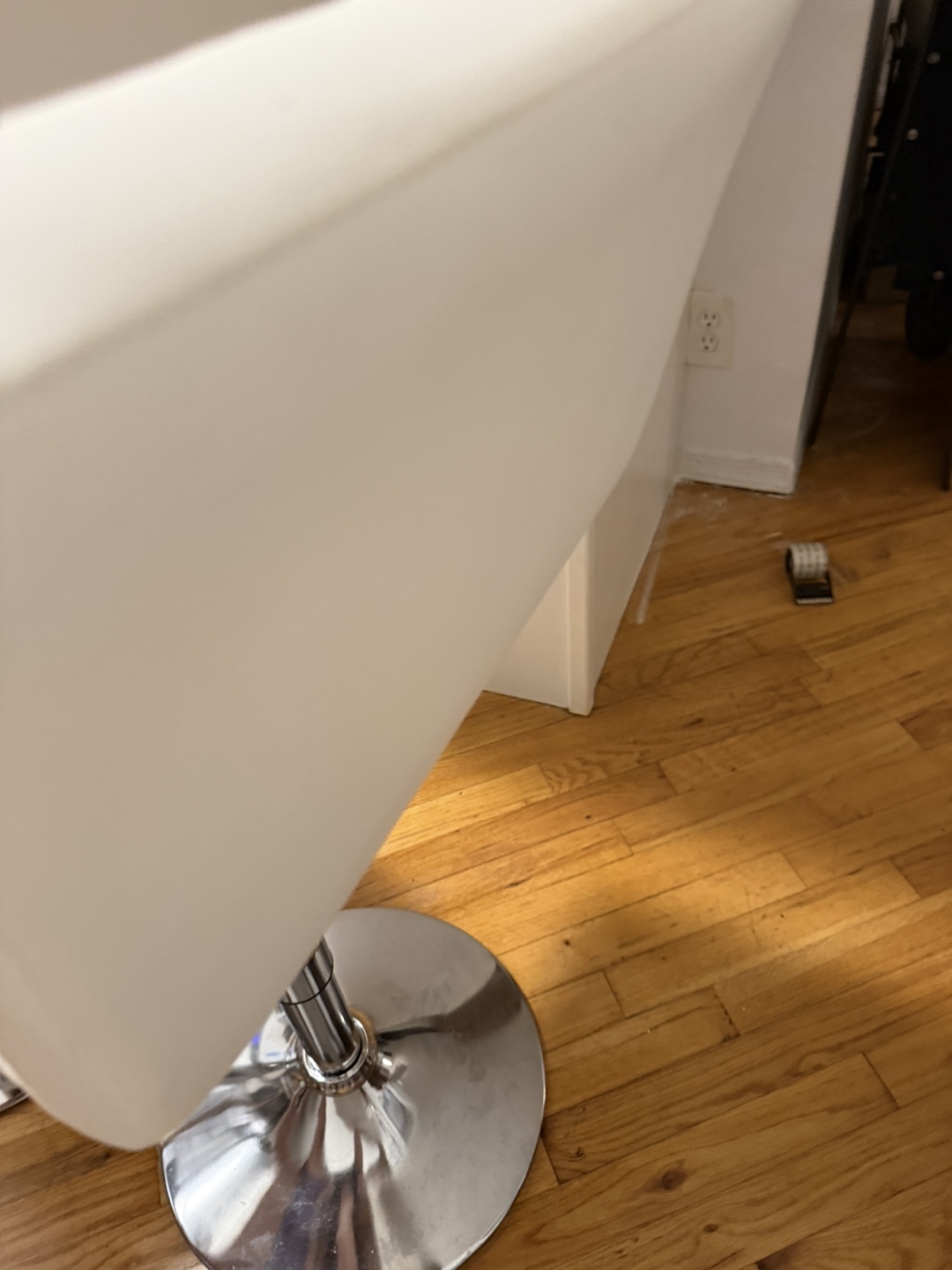White Bar Stools - photo 3