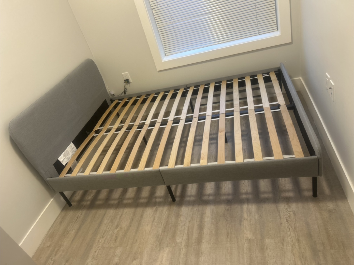 Double Size Platform Bed Frame - photo 2