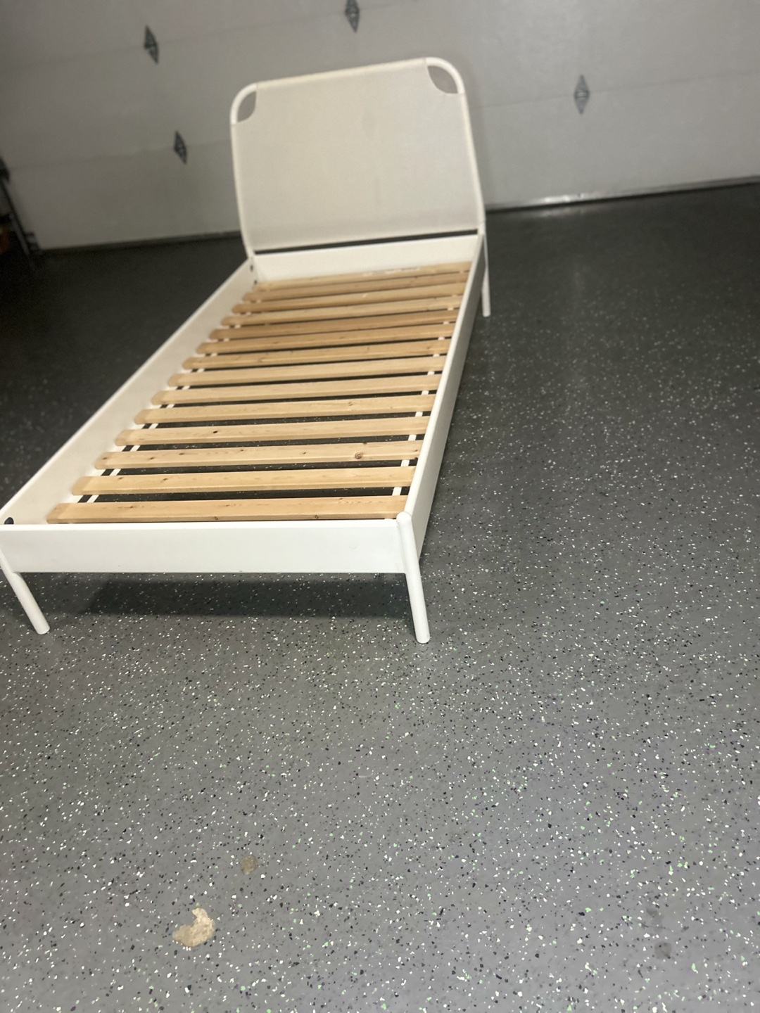 Twin White Bed Frame - photo 2
