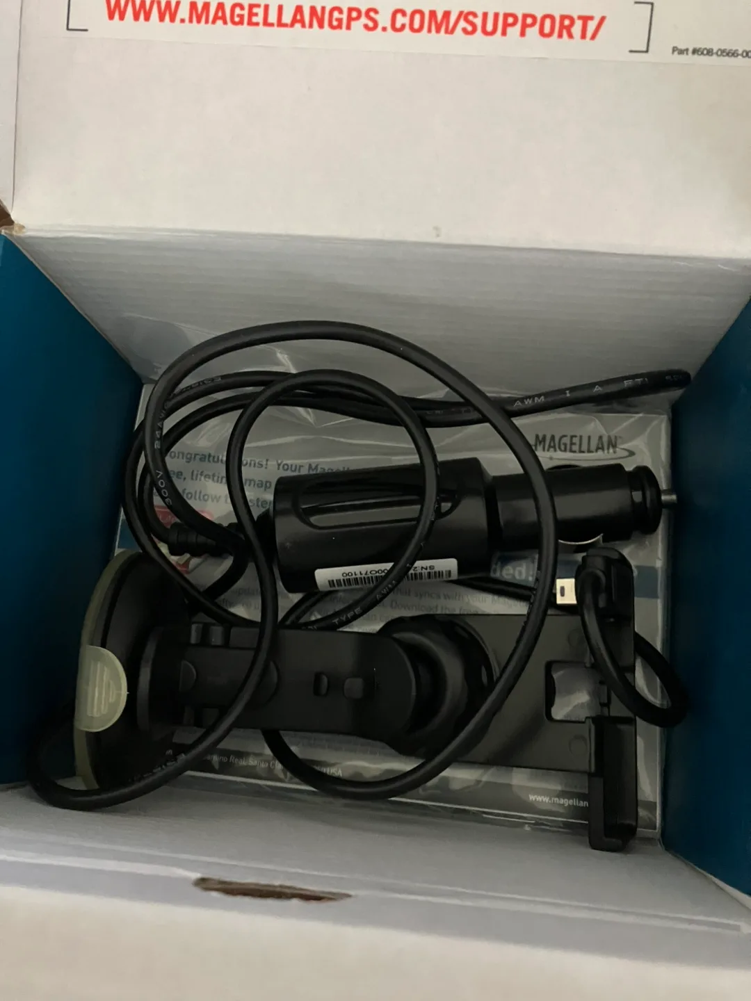 Magellan Roadmate 3030-LM GPS Navigator image indicator(6)