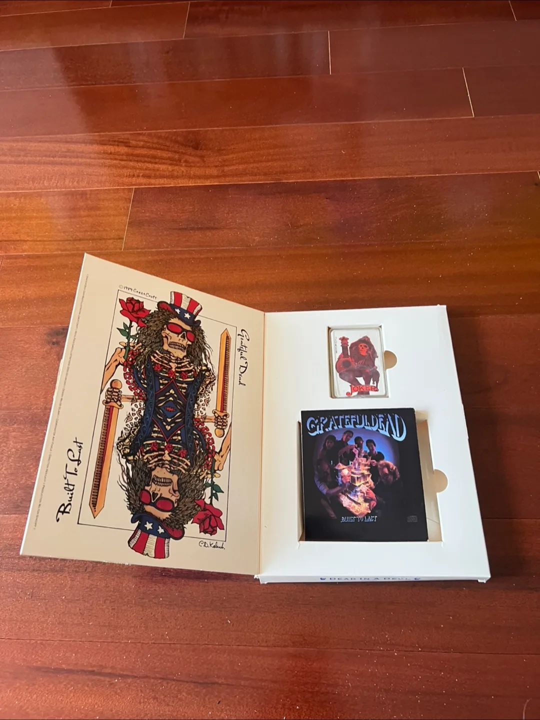 Grateful Dead 'Dead in a Deck' image indicator(2)