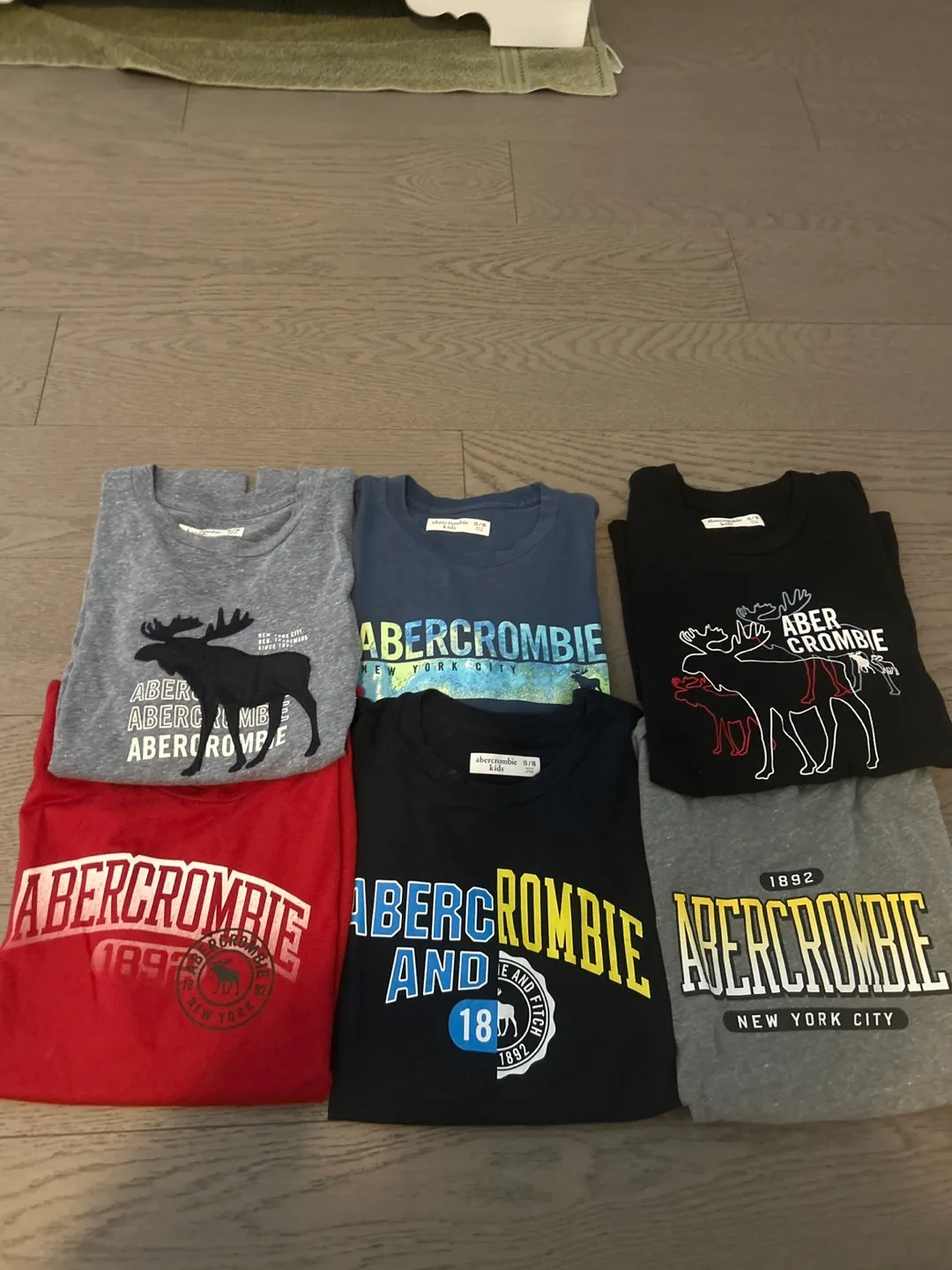Abercrombie Youth Shirts - Bundle image indicator(5)