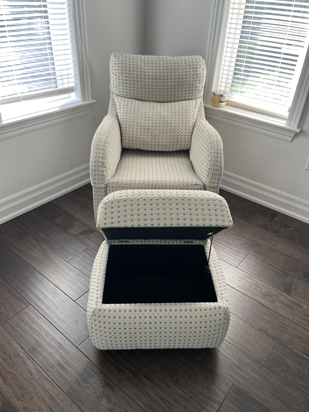 Polka Dot Accent Chair and Ottoman Set - photo 2