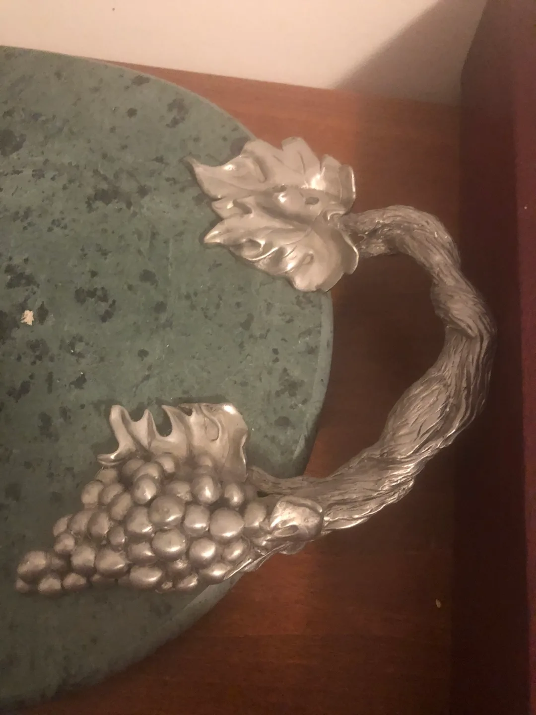 Green Marble Serving Tray with Grapevine Handles image indicator(2)