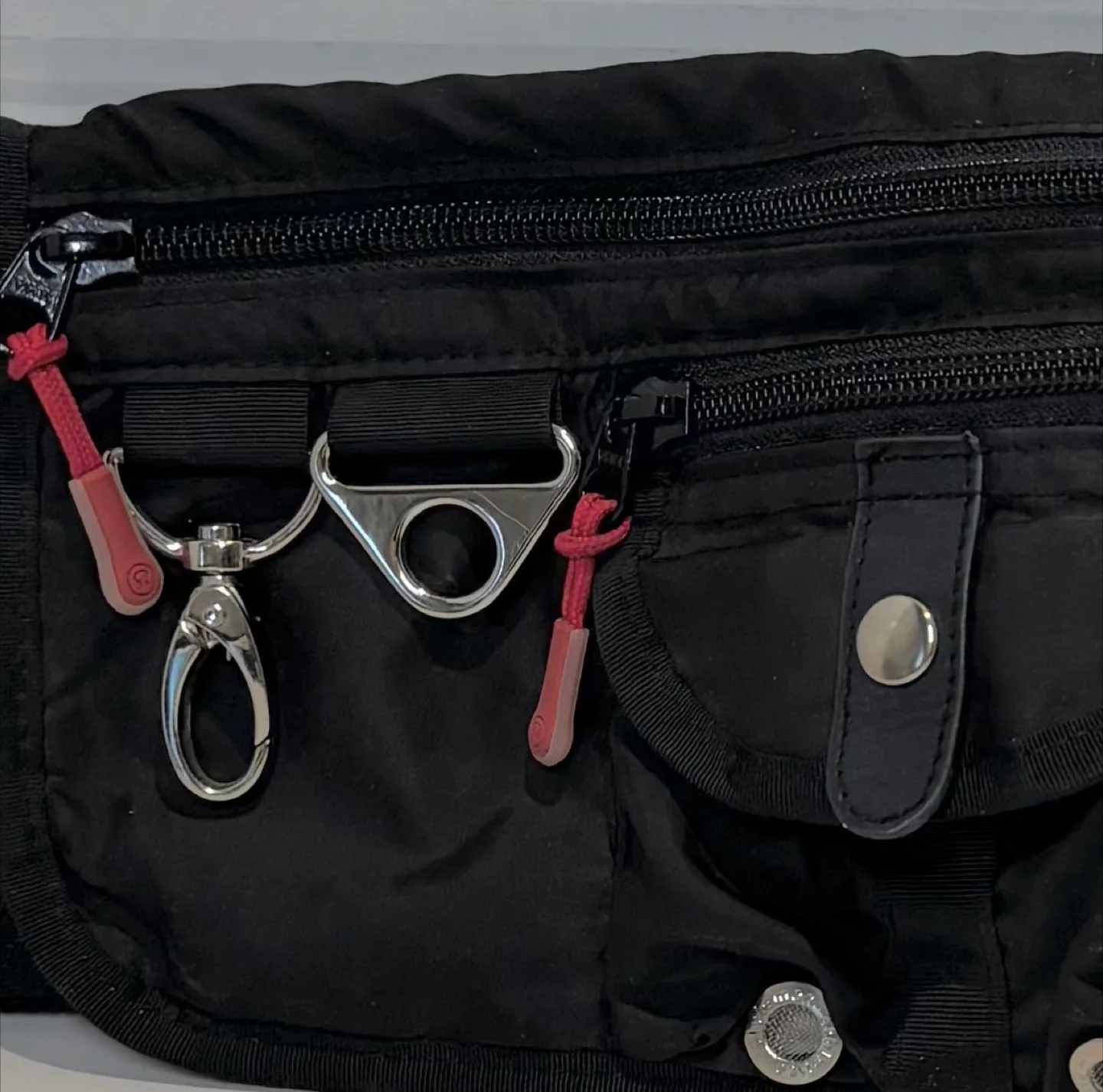 Vintage Lululemon Dog Waist Fanny Pack - Walk Your Pup In Style image indicator(3)