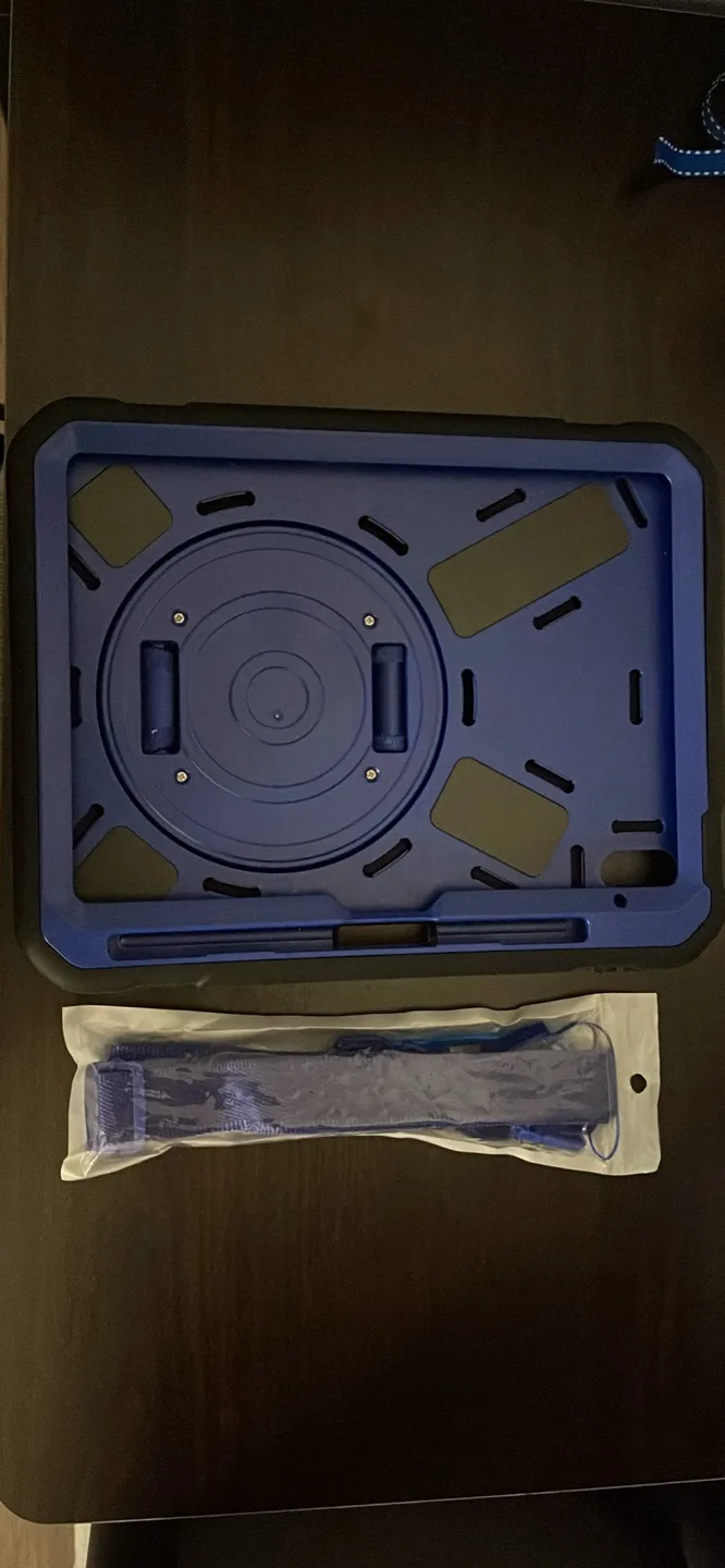 iPad 10th gen Case with Wrist Strap and should strap image indicator(2)