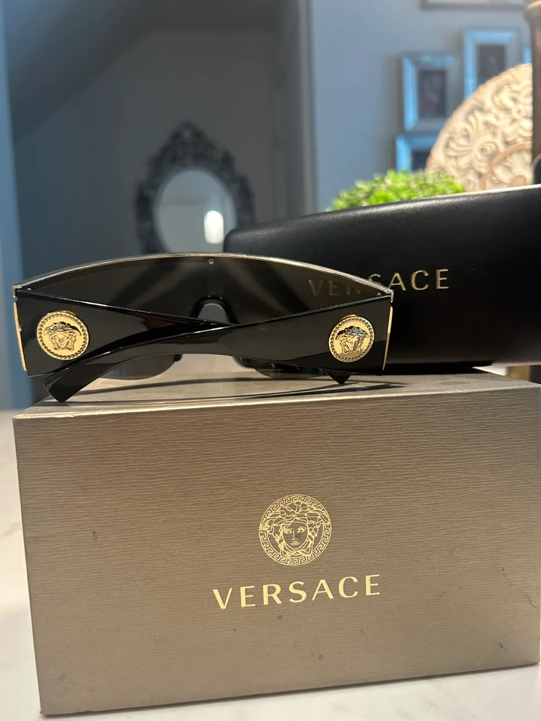 Versace Sunglasses image indicator(3)