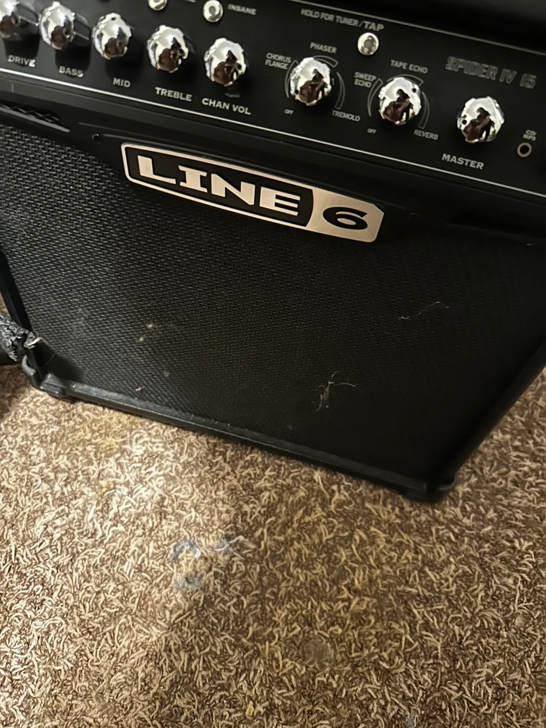 Line 6 Spider IV 15 Amp and Electric Guitar Bundle image indicator(2)