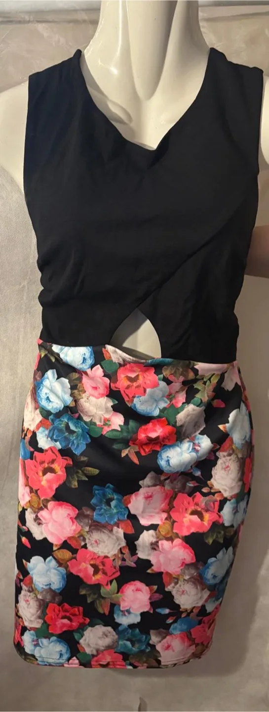 Black Top Floral Dress thumbnail