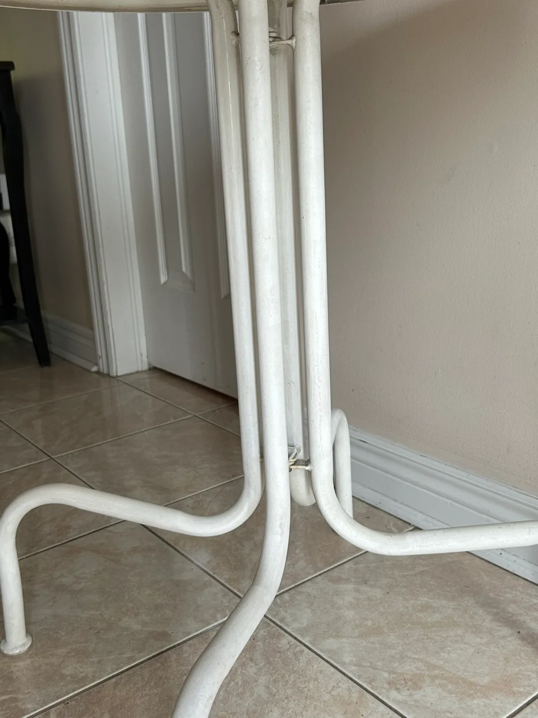 White Metal Patio Table image indicator(3)