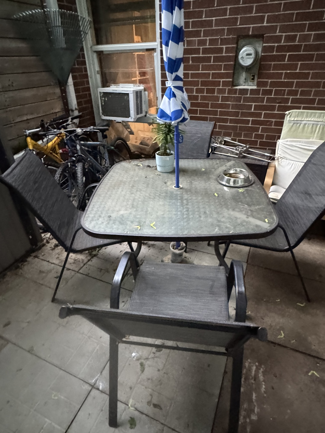 Patio Set - Table and 4 Chairs - photo 4