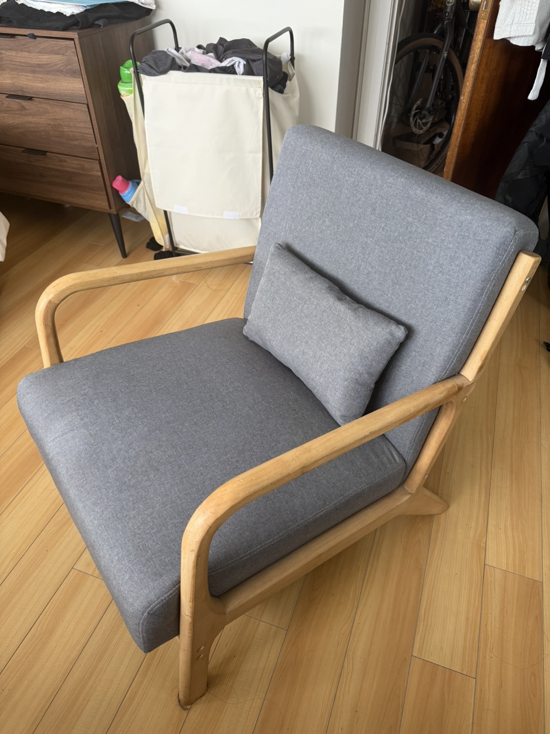 Grey Armchair with Wood Frame - photo 3