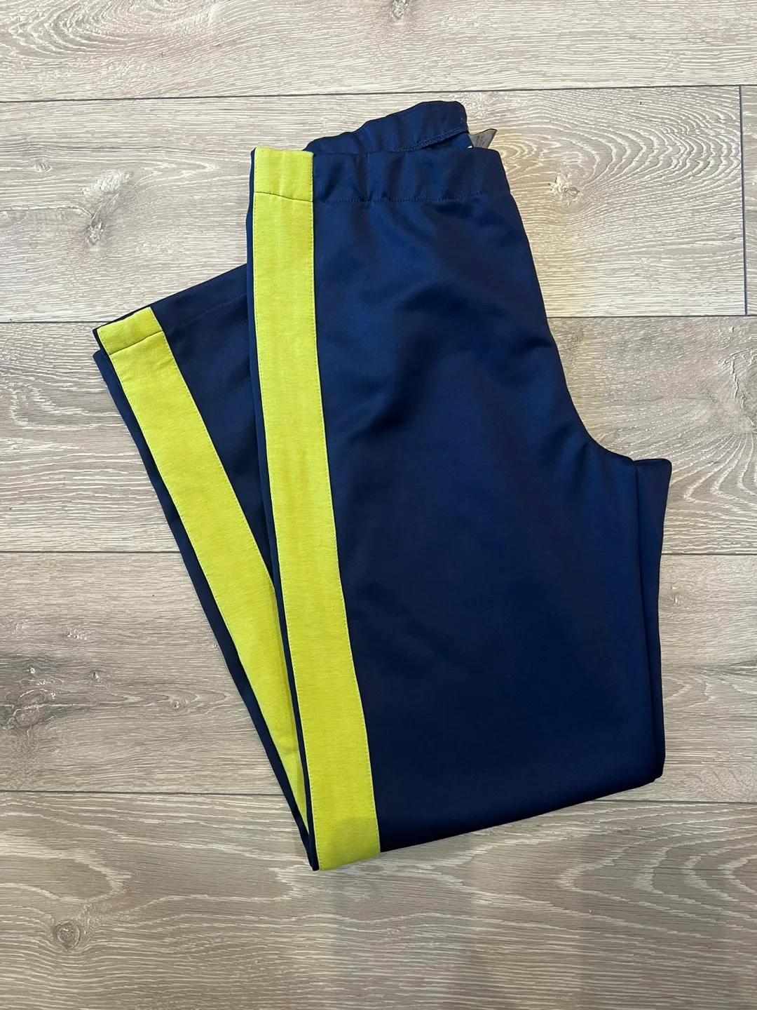 Pants and cropped top set 🥕 image indicator(3)