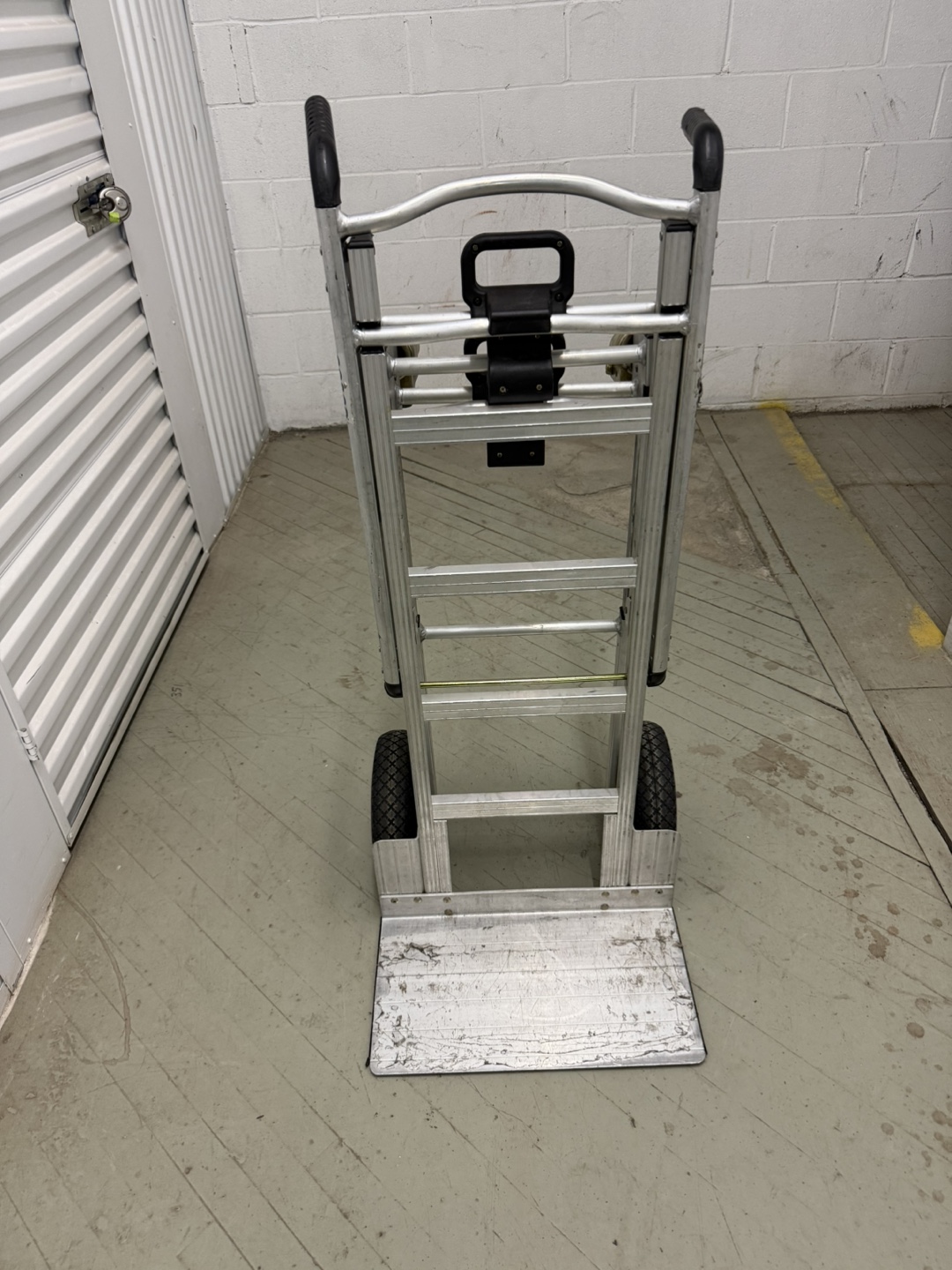 COSCO Hand Truck