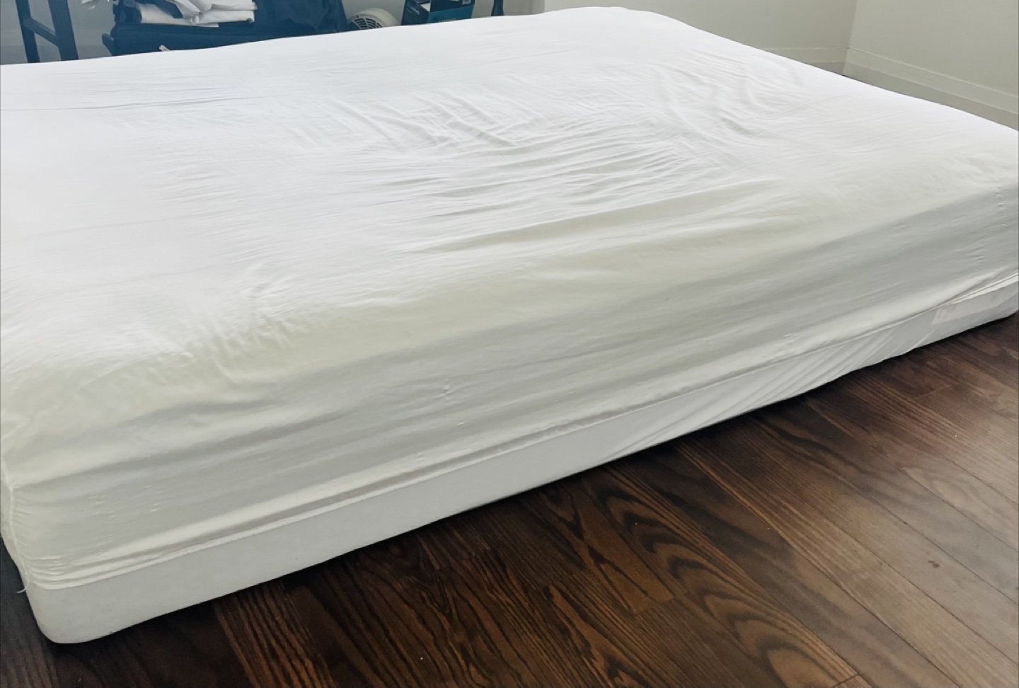 Queen Mattress with box - photo 4