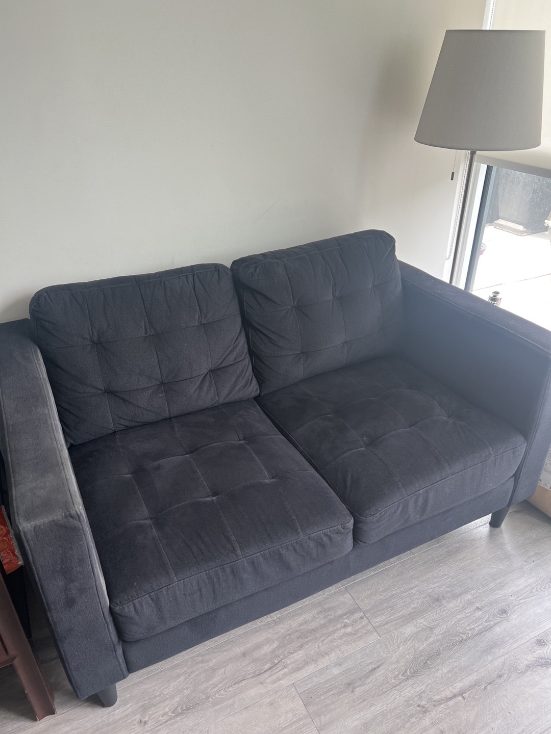 Modern loveseat sofa