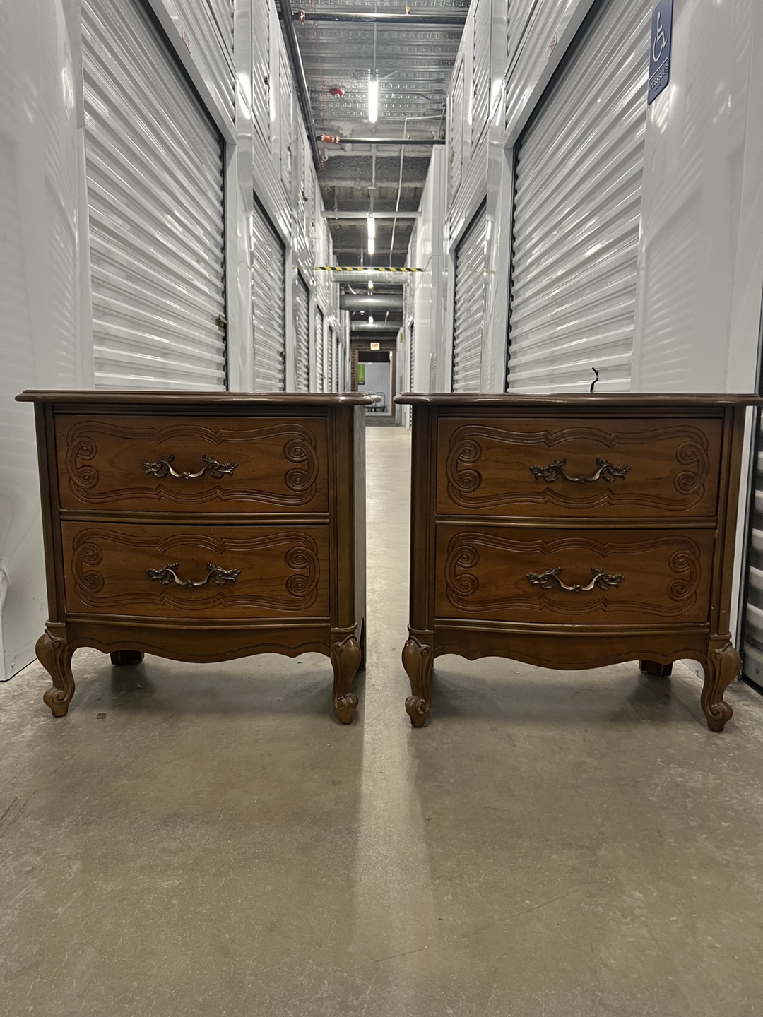 Bassett Matching Nightstands