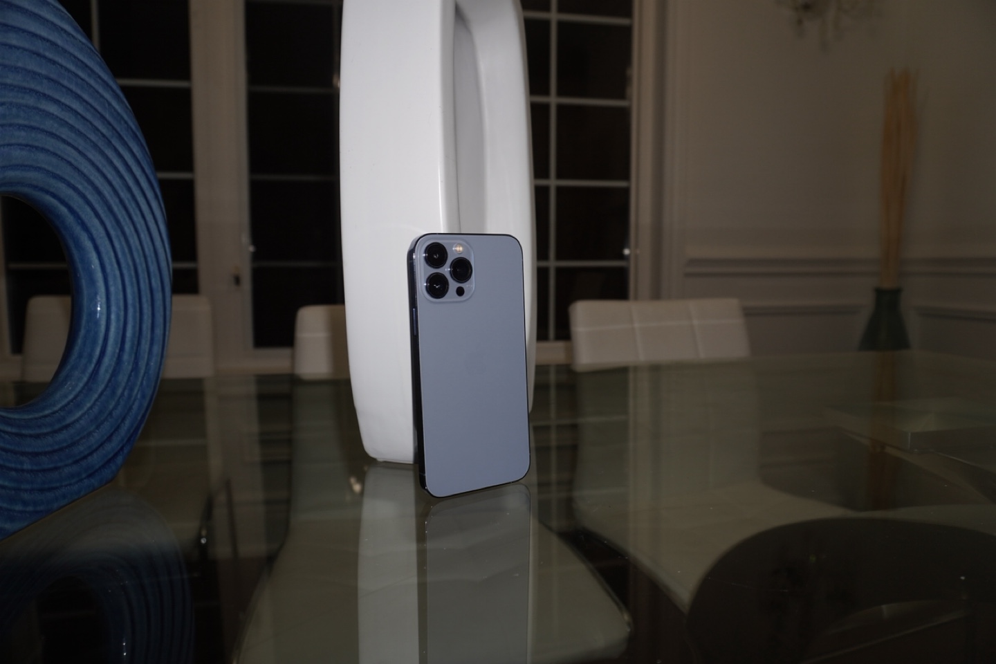 iPhone 13 Pro Max brand new no scratches(READ DESCRIPTION) - photo 2