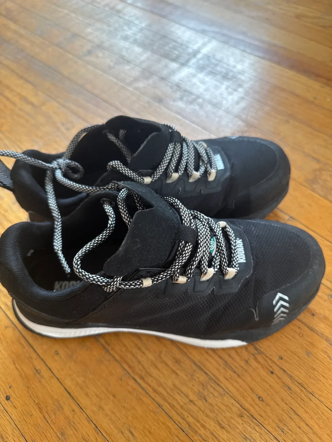 Kodiak Black Athletic Shoes thumbnail