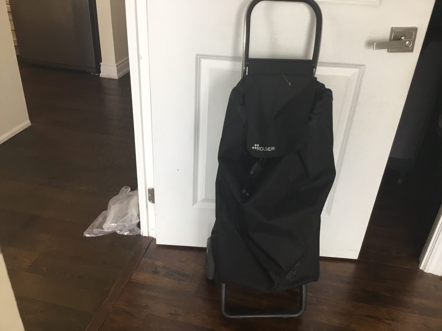 Black Shopping Cart - photo 3