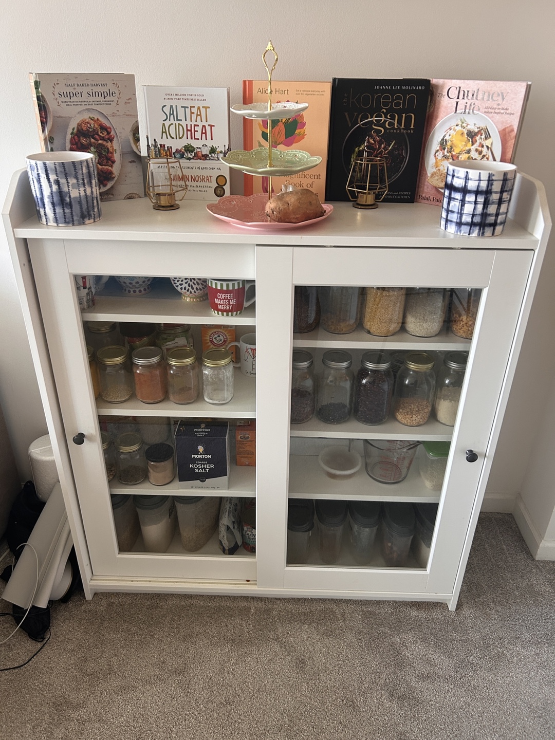 White Glass Kitchen Cabinet
