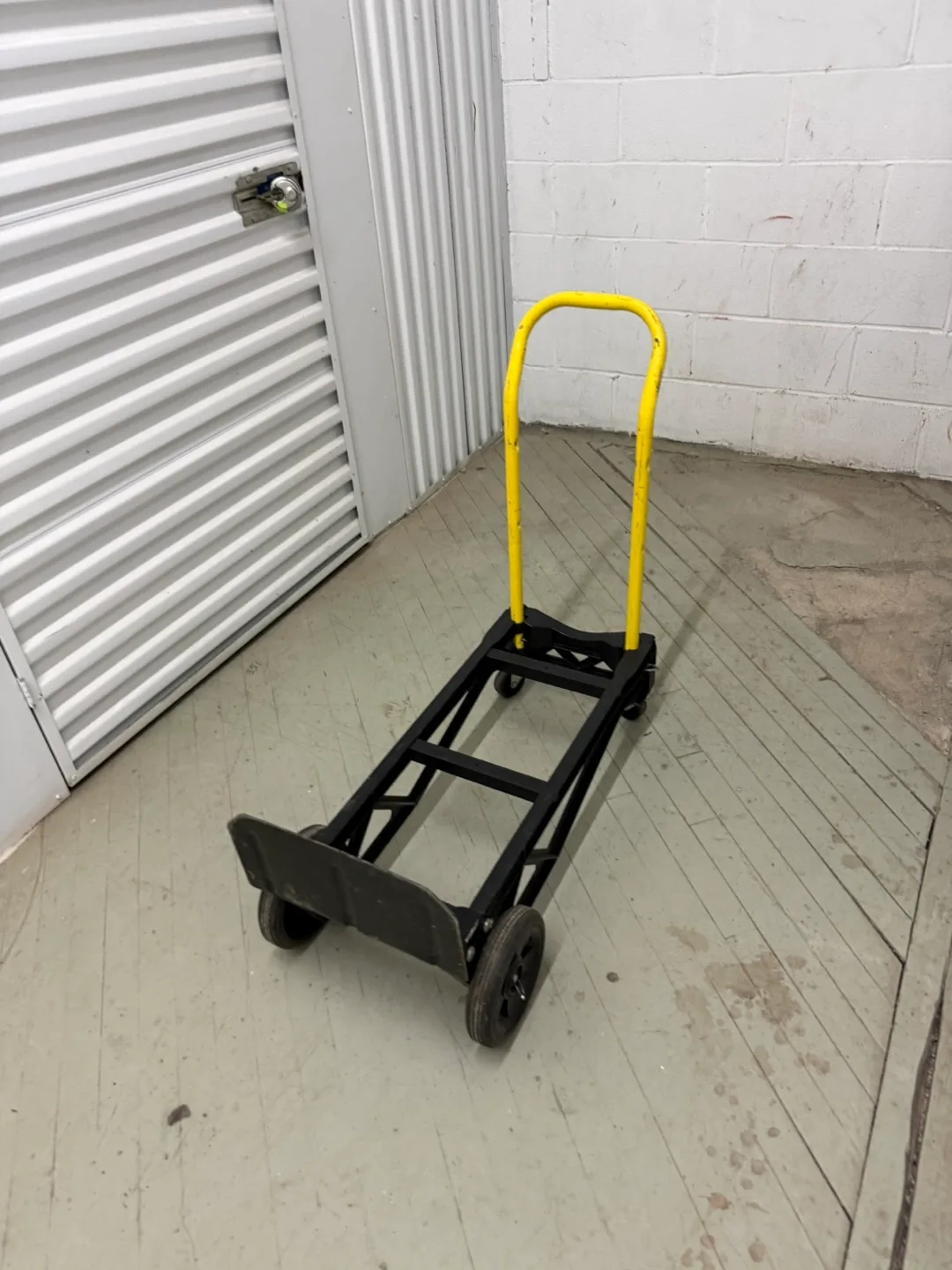 Black and Yellow Hand Truck image indicator(6)