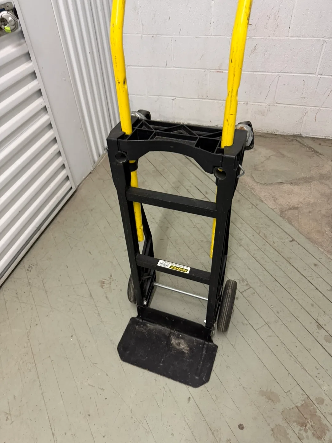 Black and Yellow Hand Truck image indicator(9)