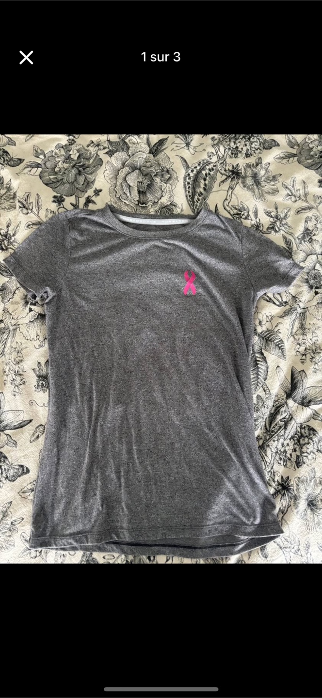 Under Armour Pink Ribbon T-Shirt XS
