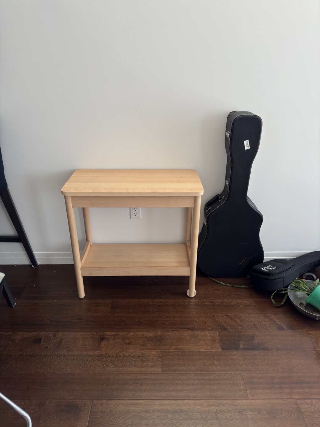 Light Wood Side Table - photo 2