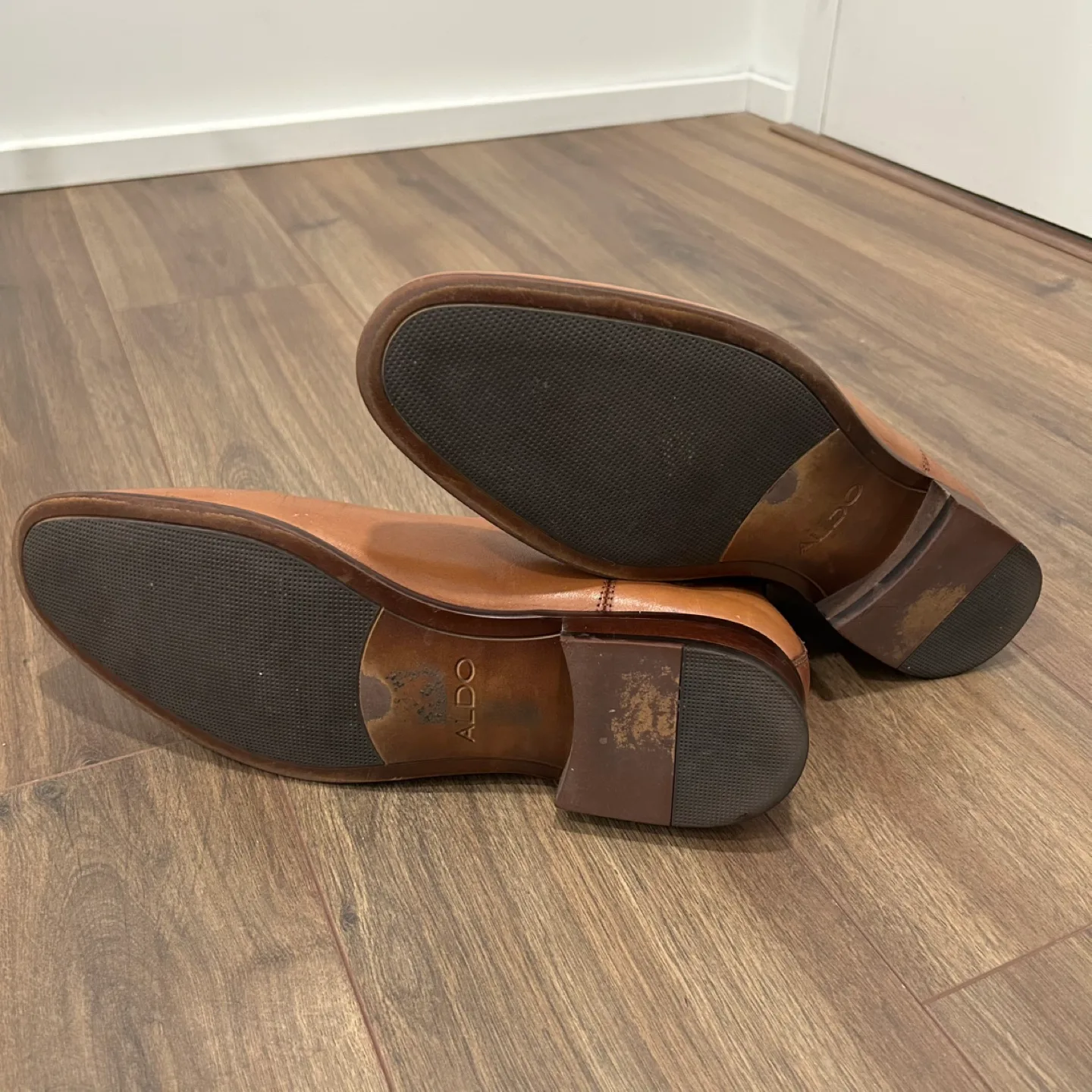 ALDO Leather Chelsea Boots image indicator(7)