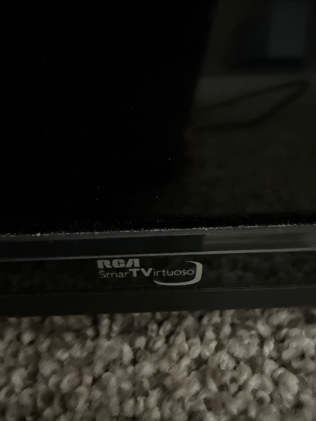 RCA Smart TV - photo 3