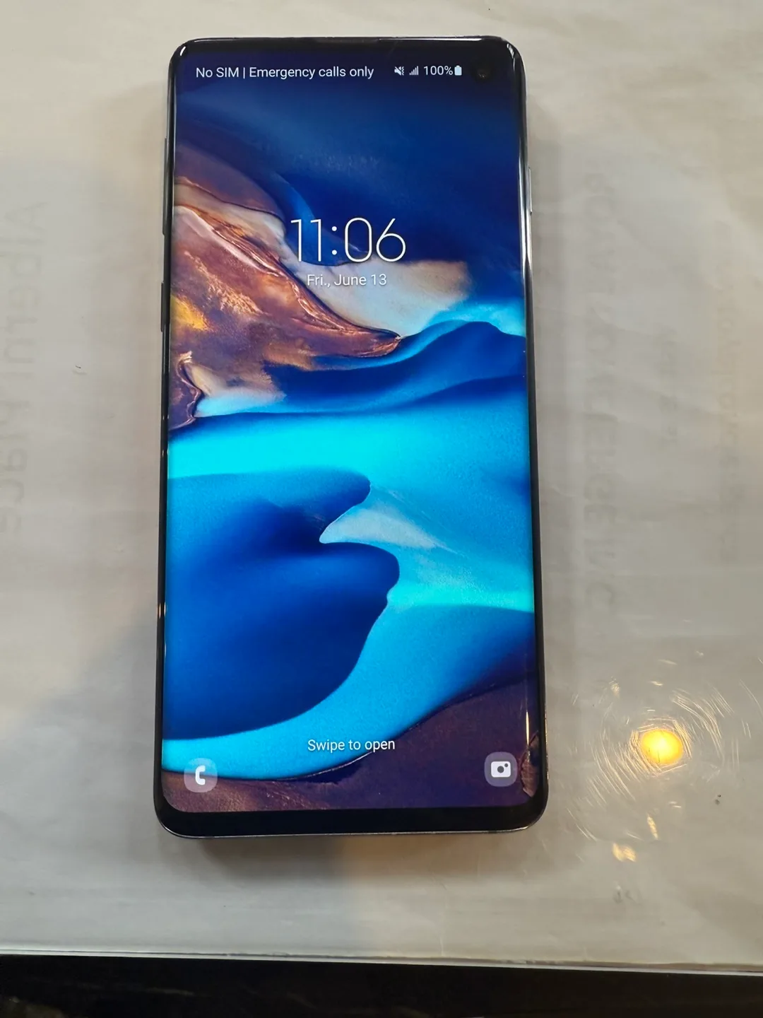 Samsung Galaxy S10 128GB unlocked thumbnail