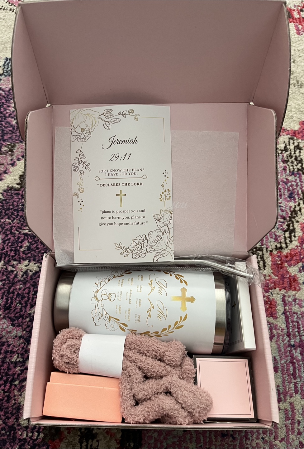 Gift Box With Tumbler and Accessories