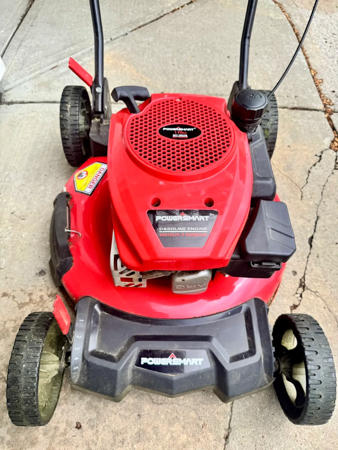 Almost new Powersmart Lawnmower thumbnail