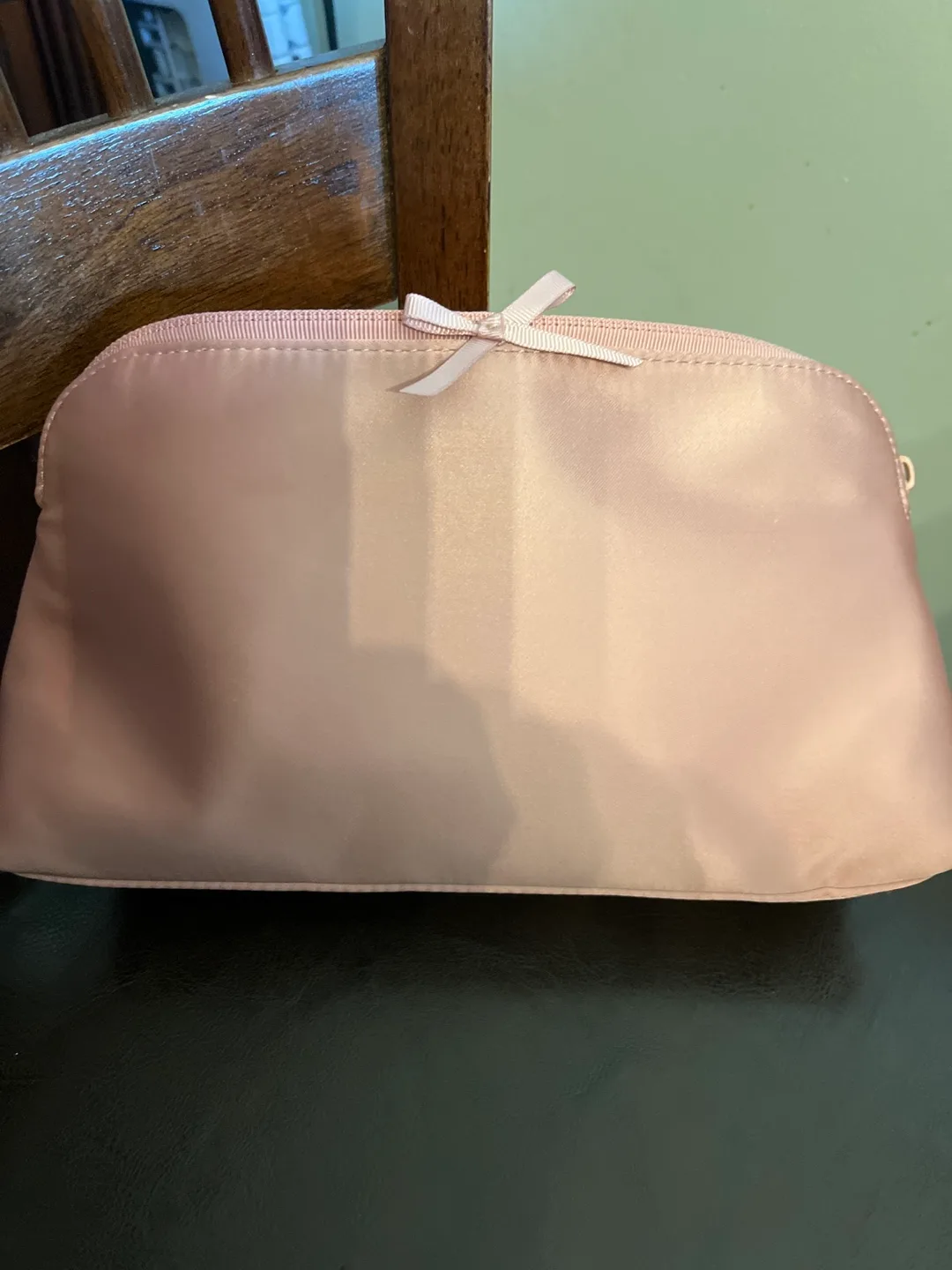 💚MAC Makeup Bag image indicator(2)