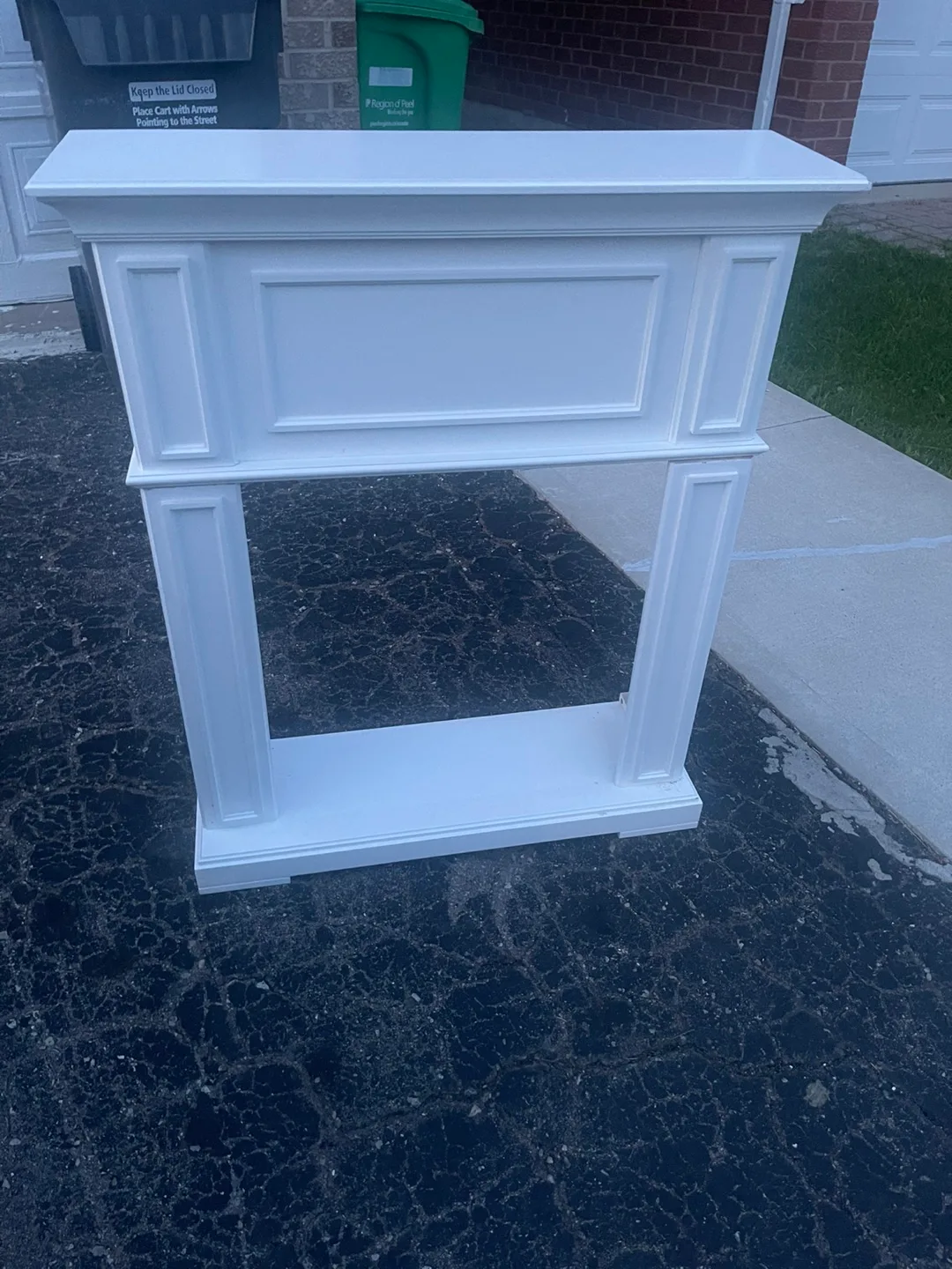 Electric Fireplace with Mantle image indicator(2)