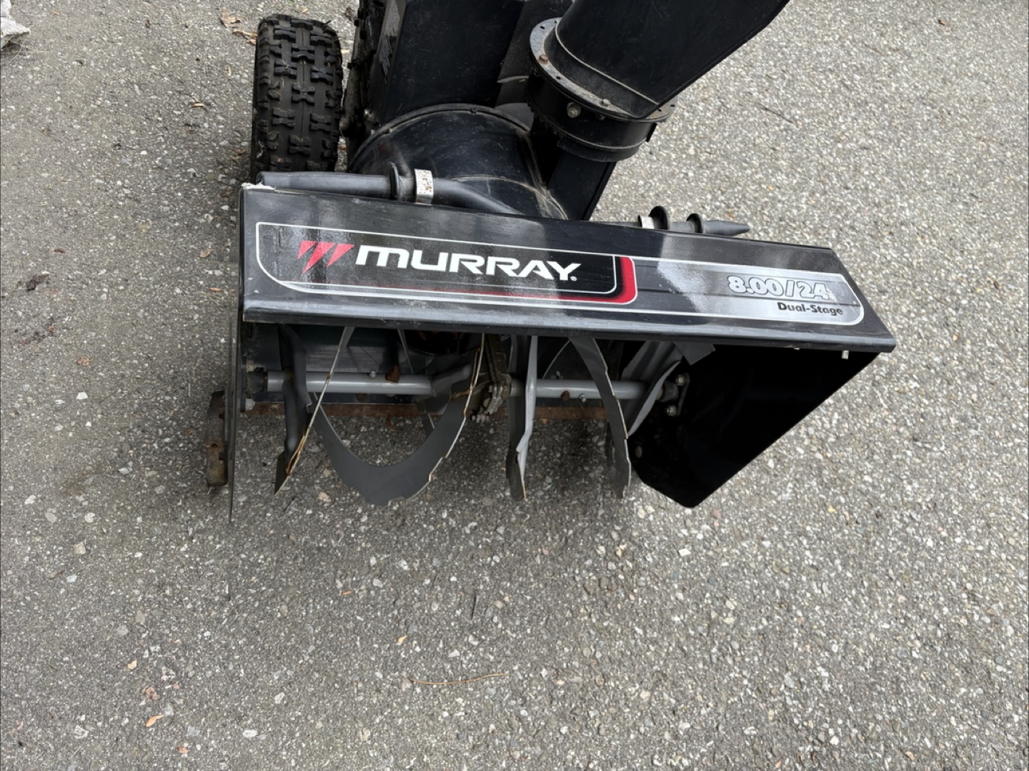 Murray 8.00 24 Dual-Stage Snowblower - photo 3