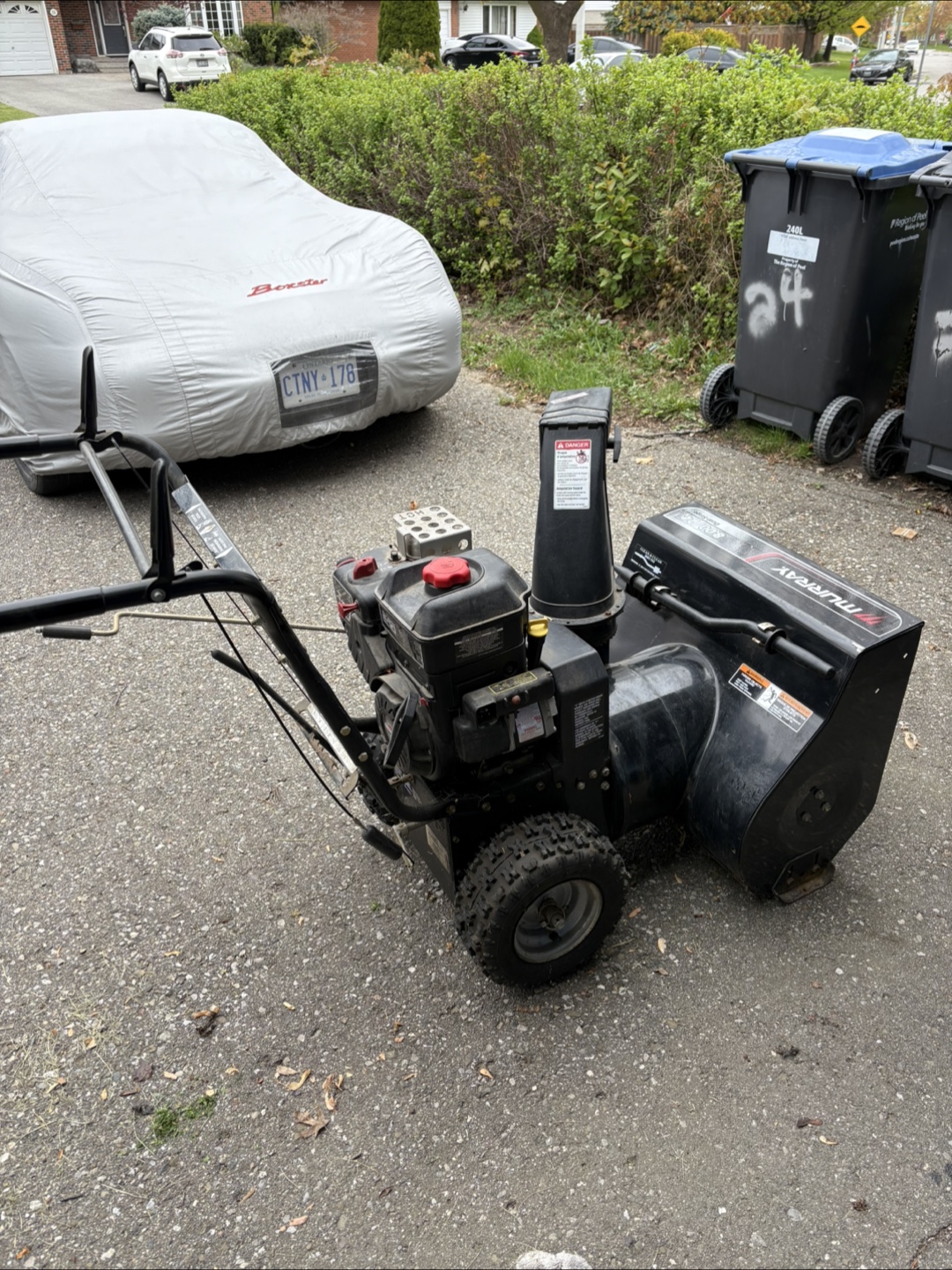Murray 8.00 24 Dual-Stage Snowblower - photo 2