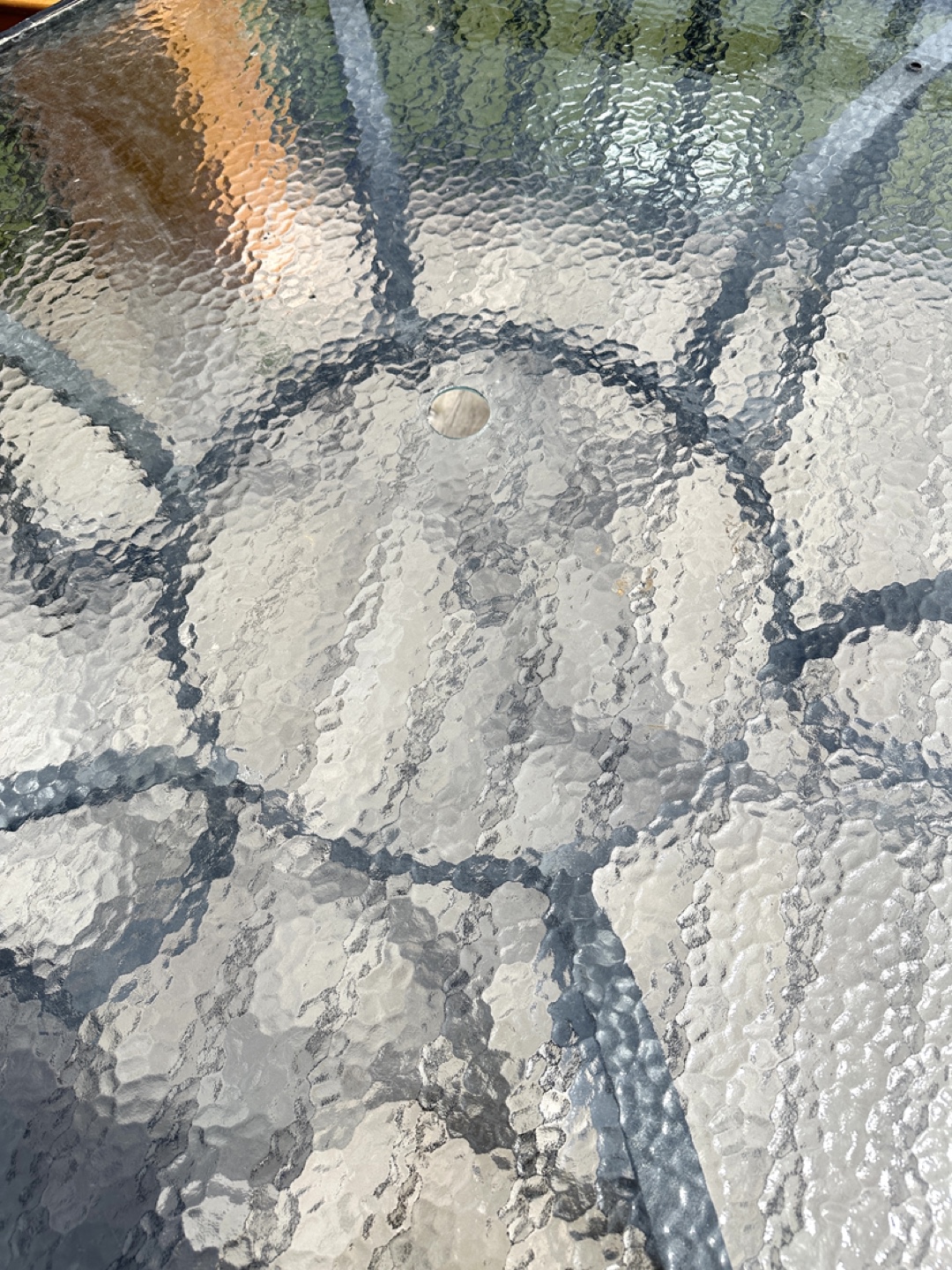 Beautiful Large Patio Table (CAN DELIVER) - photo 4