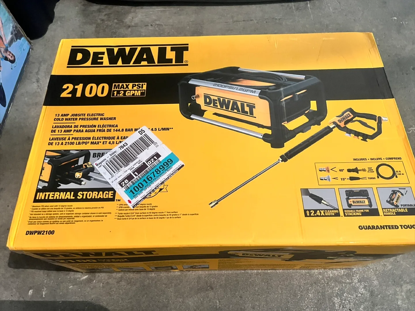 DEWALT 2100 PSI Electric Pressure Washer image indicator(2)