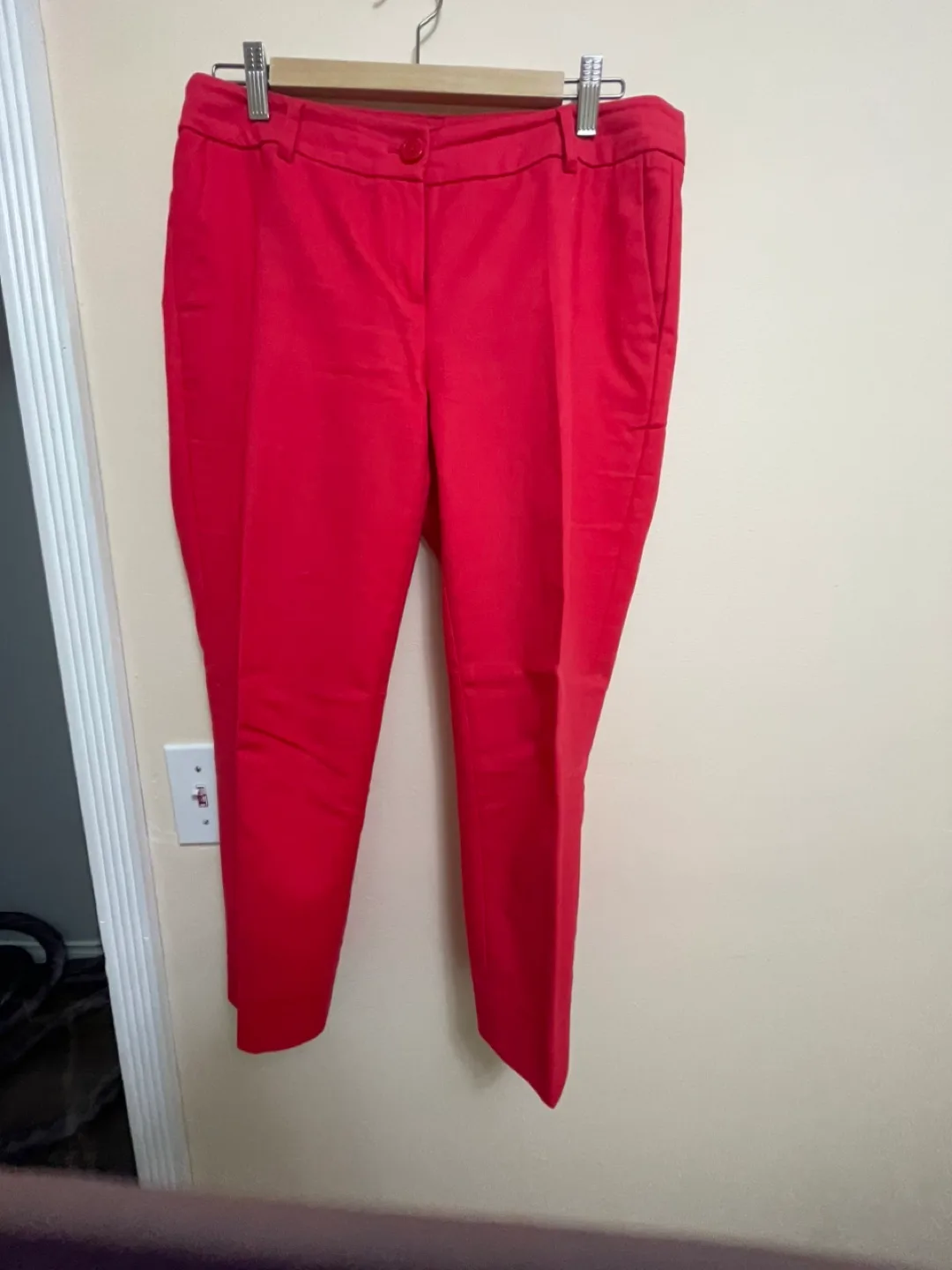 Dalia Red ankle Pants