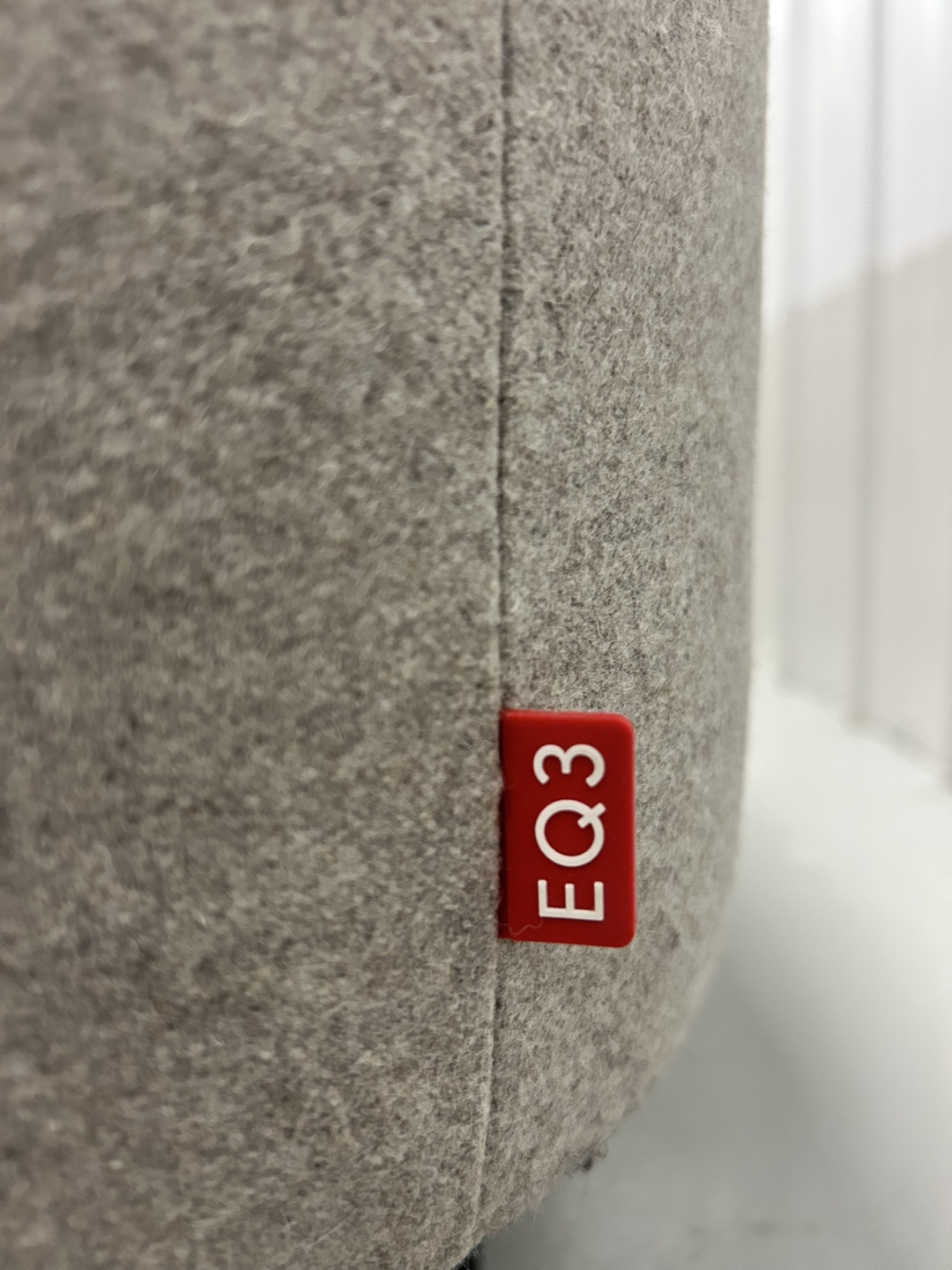 EQ3 Replay 99” Sofa - photo 4