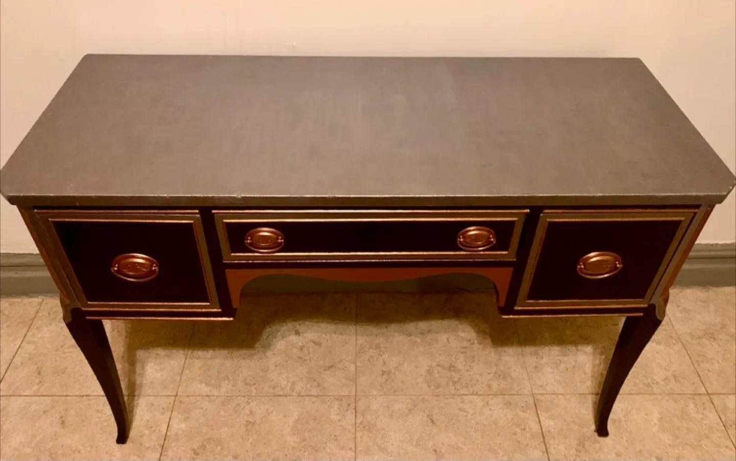 Handpainted Antique Desk 💚 image indicator(4)